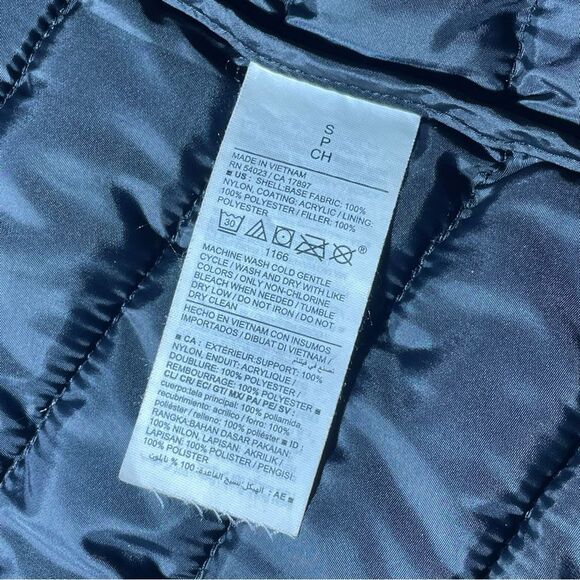 Black Water-Resistant Narrow-Channel Packable Puffer Quilted Coat Zip Jacket - Picture 9 of 11